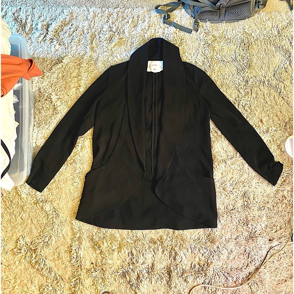 Aritzia Black Blazer - Great Condition!